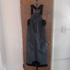 Obermeyer Charcoal snow bib Overalls size 7